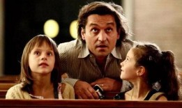 爸妈爆料情史怎么办啊视频,如何应对家庭隐私泄露的困扰